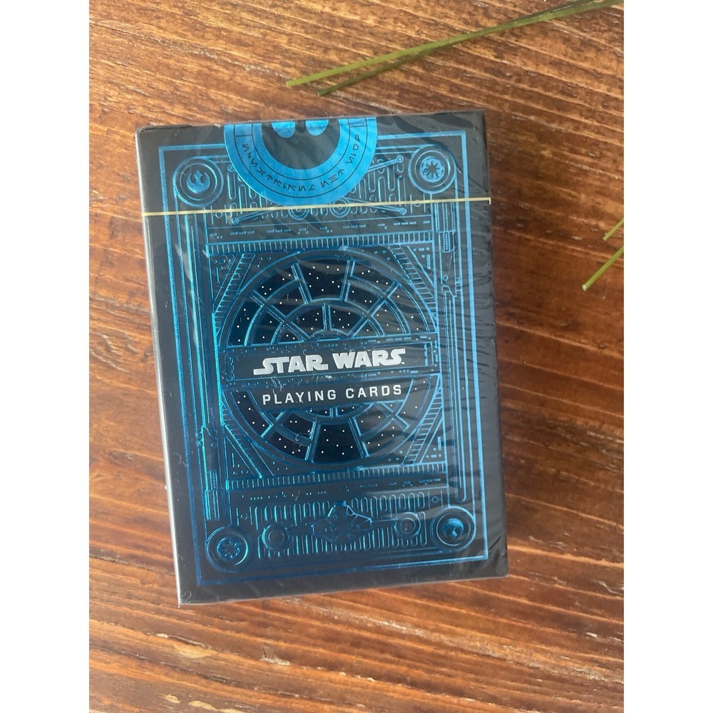 Star Wars Plying Collector‎ Cards